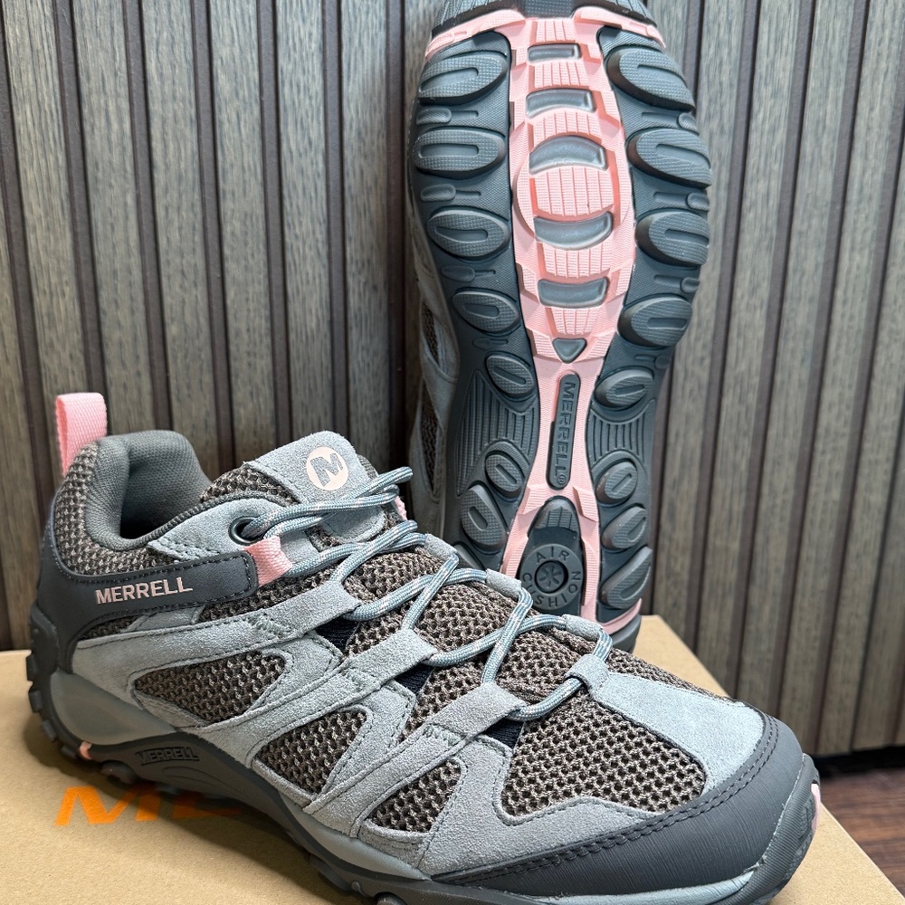 Merrell Alverstone Hiking Shoes For Women Brand New with Box